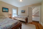 Guest cottage bedroom with 2 twin beds